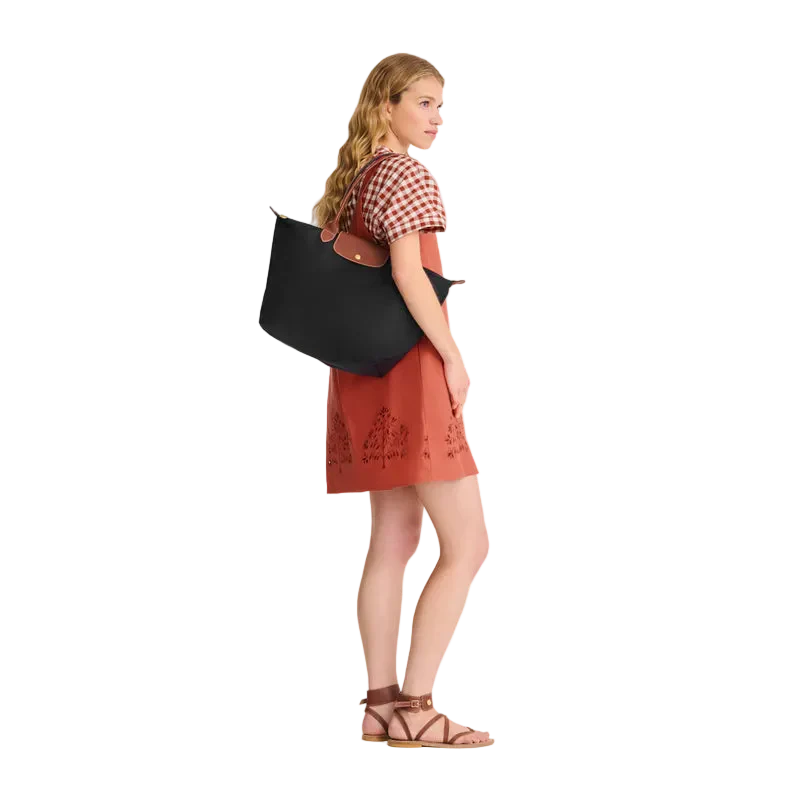 Le Pillage Tote Bag